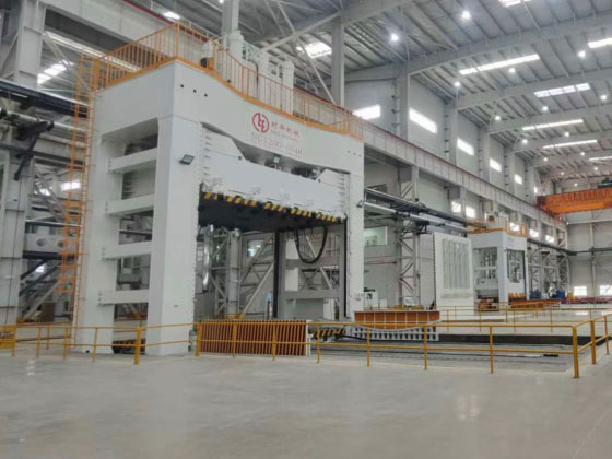 大吨位合模机客户